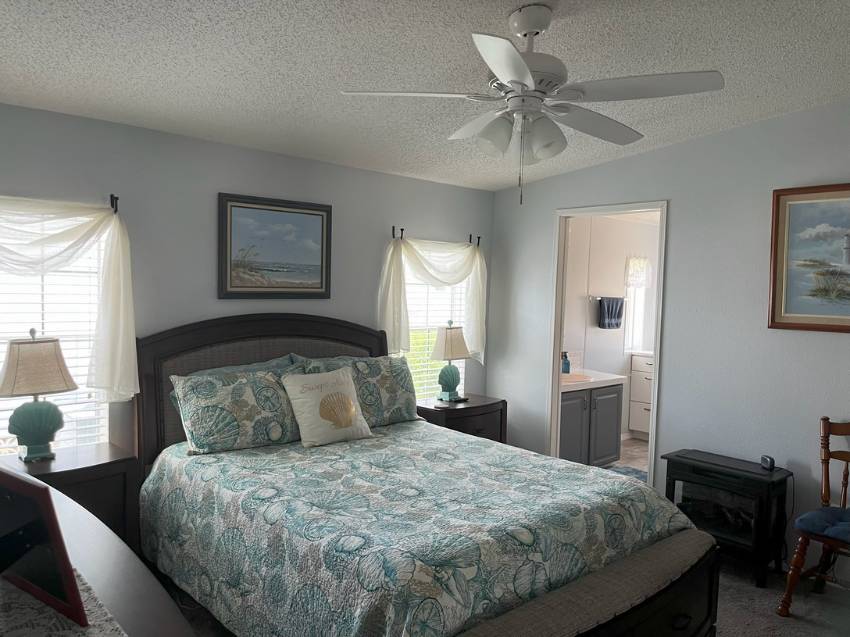 2408 Crooked Stick Drive a Winter Haven, FL Mobile or Manufactured Home for Sale